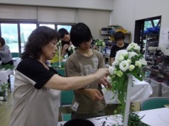 キャスケードブーケ制作の写真1