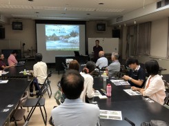 名城公園フラワープラザでの講演