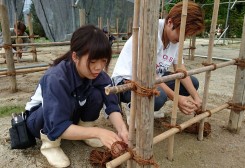 実技試験（作業）のうちシュロ縄の結びの練習