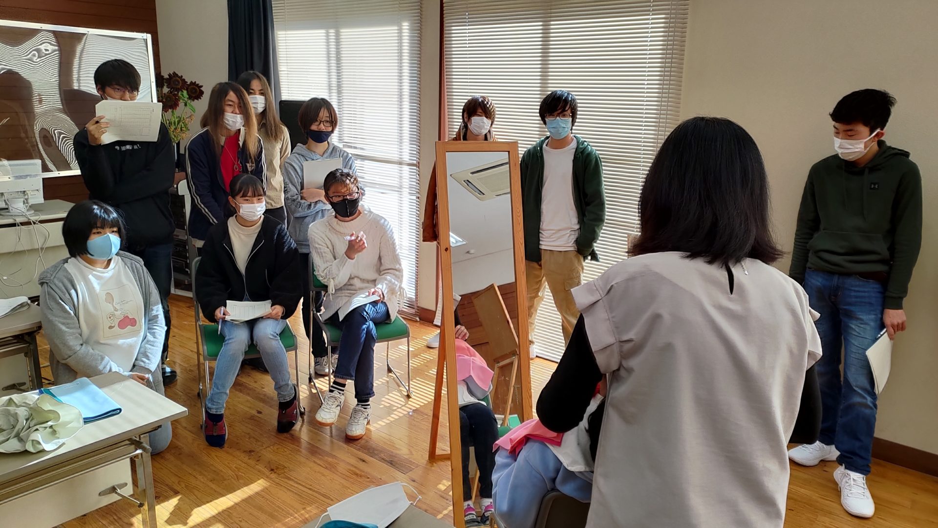 園芸色彩学 専門学校 岐阜県立国際園芸アカデミー