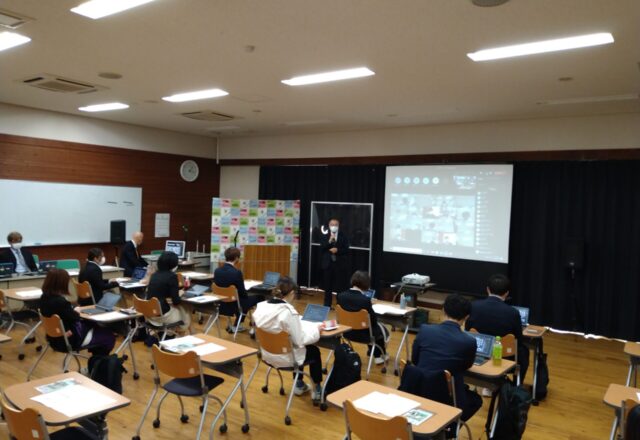 学長による「花と緑の意見交換会」挨拶